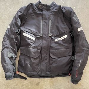 Rev’It motorcycle jacket. Textile, three season. XL